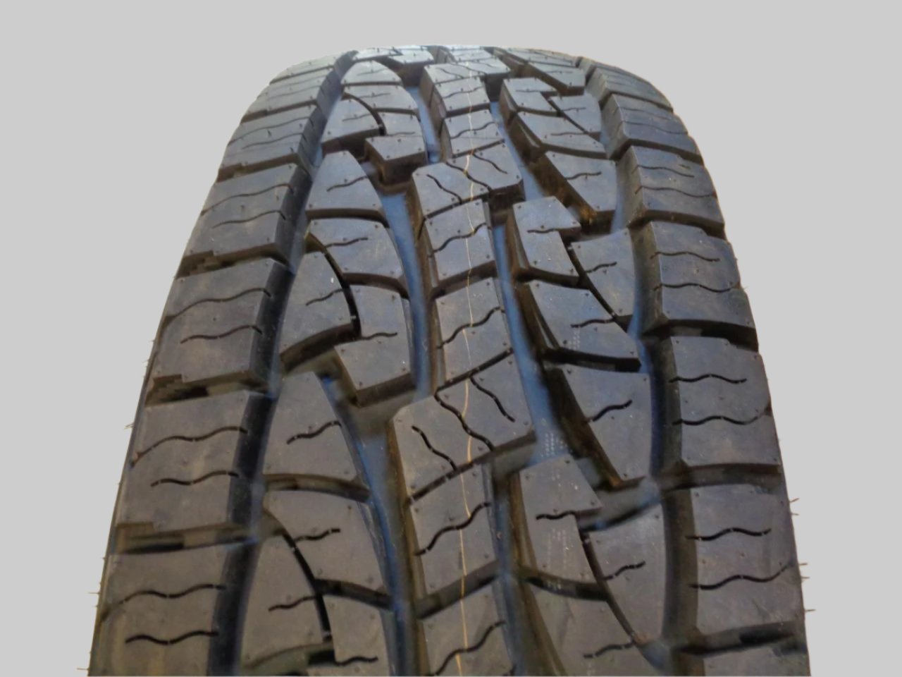 NEXEN ROADIAN AT PRO RA8 LT 265 70 17 121/118S LRE 10PLY A/T TIRES 12735NXK BQ3