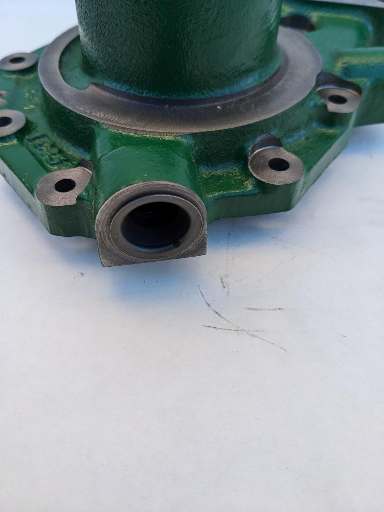 GENUINE JOHN DEERE HIGH FLOW WATER PUMP RE546906 R18