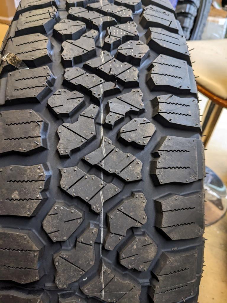 KENDA KLEVER A/T 2 KR628 P 255 75 17 115T SL ALL TERRAIN TIRE 628040 CQ2