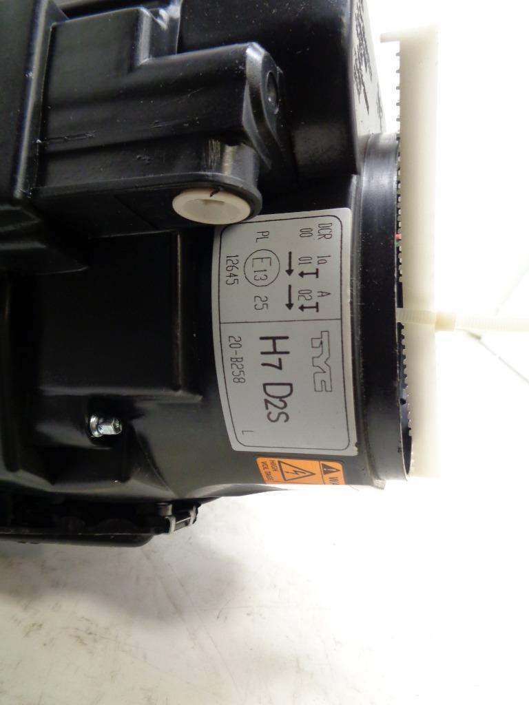 NEW TYC HEADLIGHT WITH MOTOR FOR VOLKSWAGEN GOLF V DRIVER SIDE 20-B258-05-2B SR