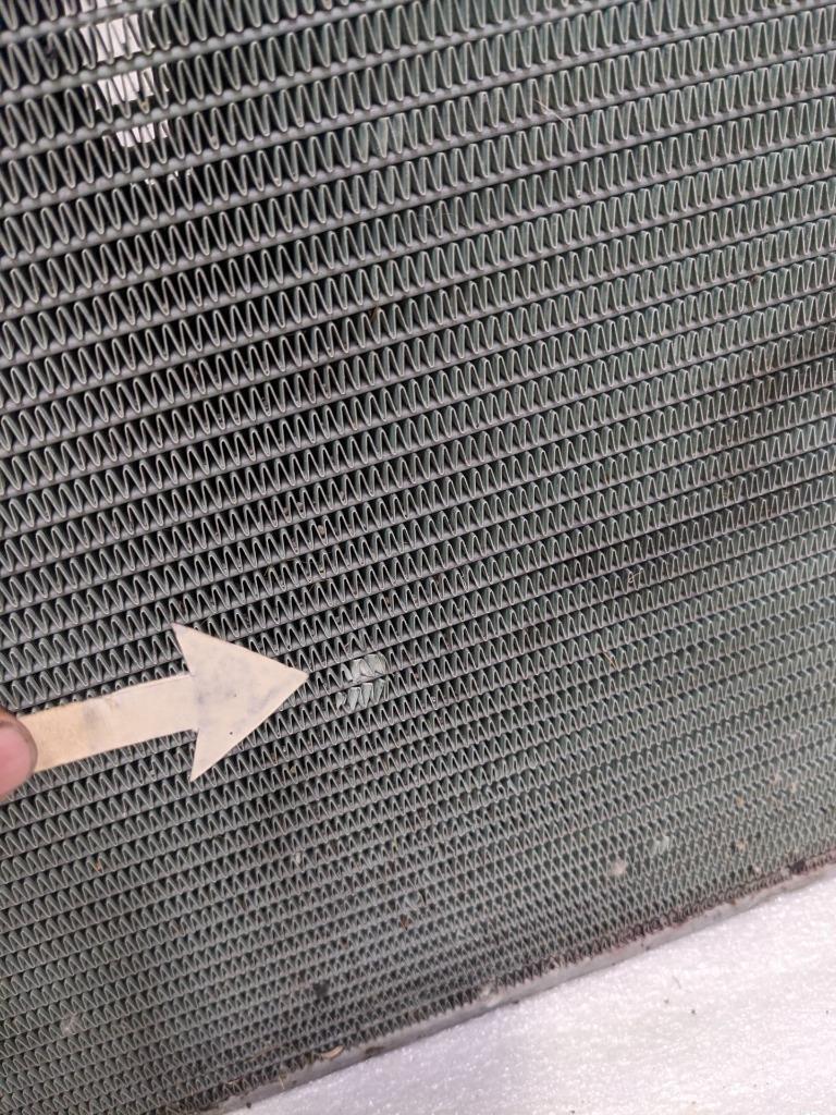 LEAKY PORSCHE 92810604401 RADIATOR FOR 87-91 PORSCHE 928 MANUAL TRANS USED R25