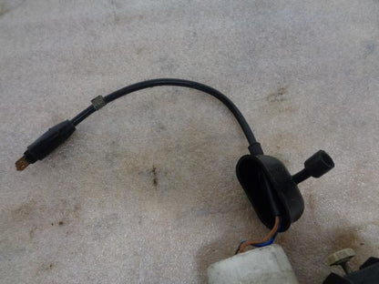 OEM USED PORSCHE FRONT LEFT CORNER SIGNAL LAMP (DAMAGED) VARIOUS MODELS R31T3