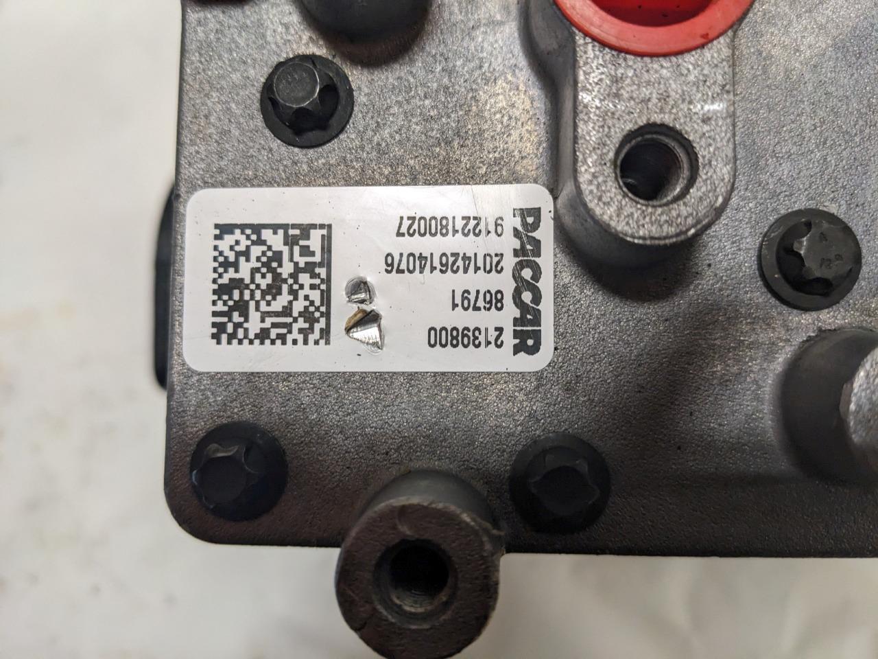 PACCAR 2139800 Genuine Paccar Air Compressor NEW BSIG1