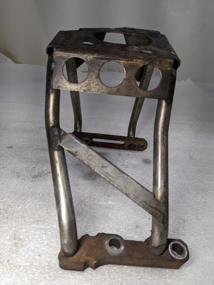 PORSCHE BOXSTER 987 05-08 MUFFLER SUPPORT BRACKET LEFT 99611112755 USED 996B.G.L