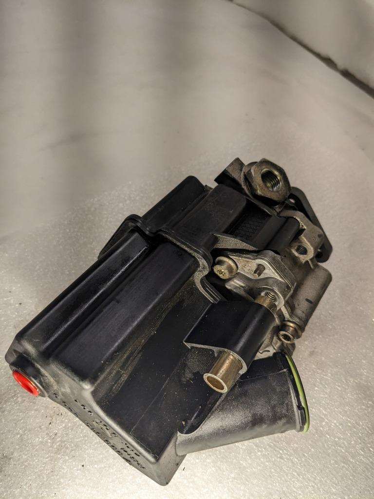 PORSCHE 986-996 CARRERA POWER STEERING PUMP 99631402004 USED 996B.G.L.