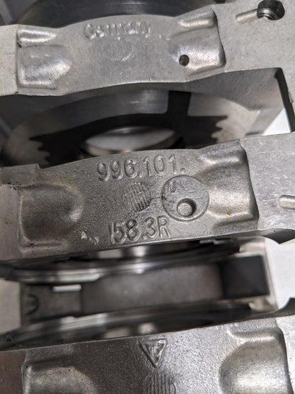 PORSCHE 9961011583R 9961011573R CRANKSHAFT CASE FOR 03 BOXSTER 986 2.7L USED 12