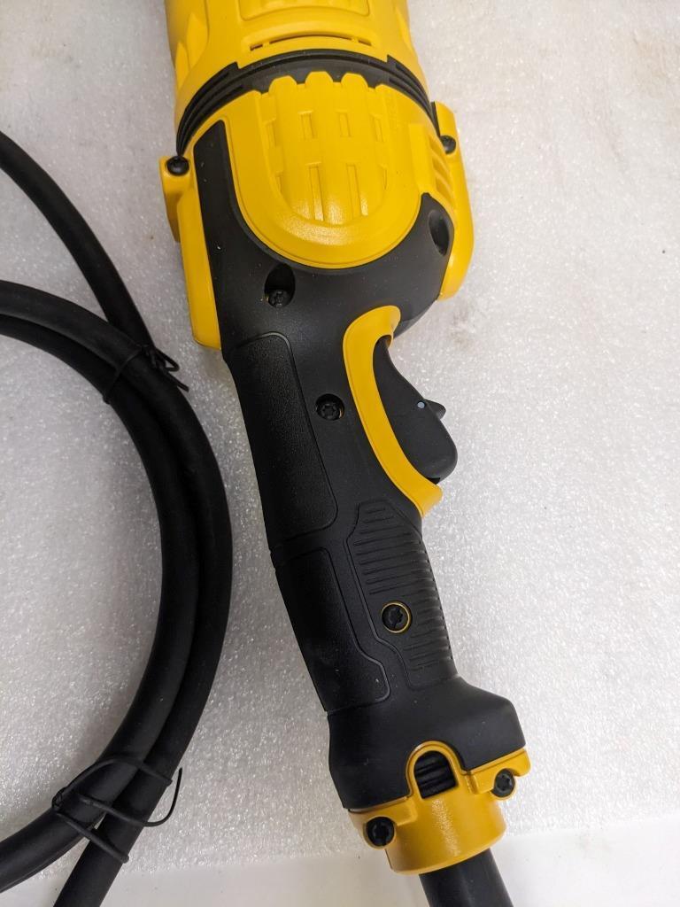 DEWALT DWE4597N PROTECT LARGE ANGLE GRINDER 7" DIA WHEEL 120 VAC NO-LOCK NEW R35