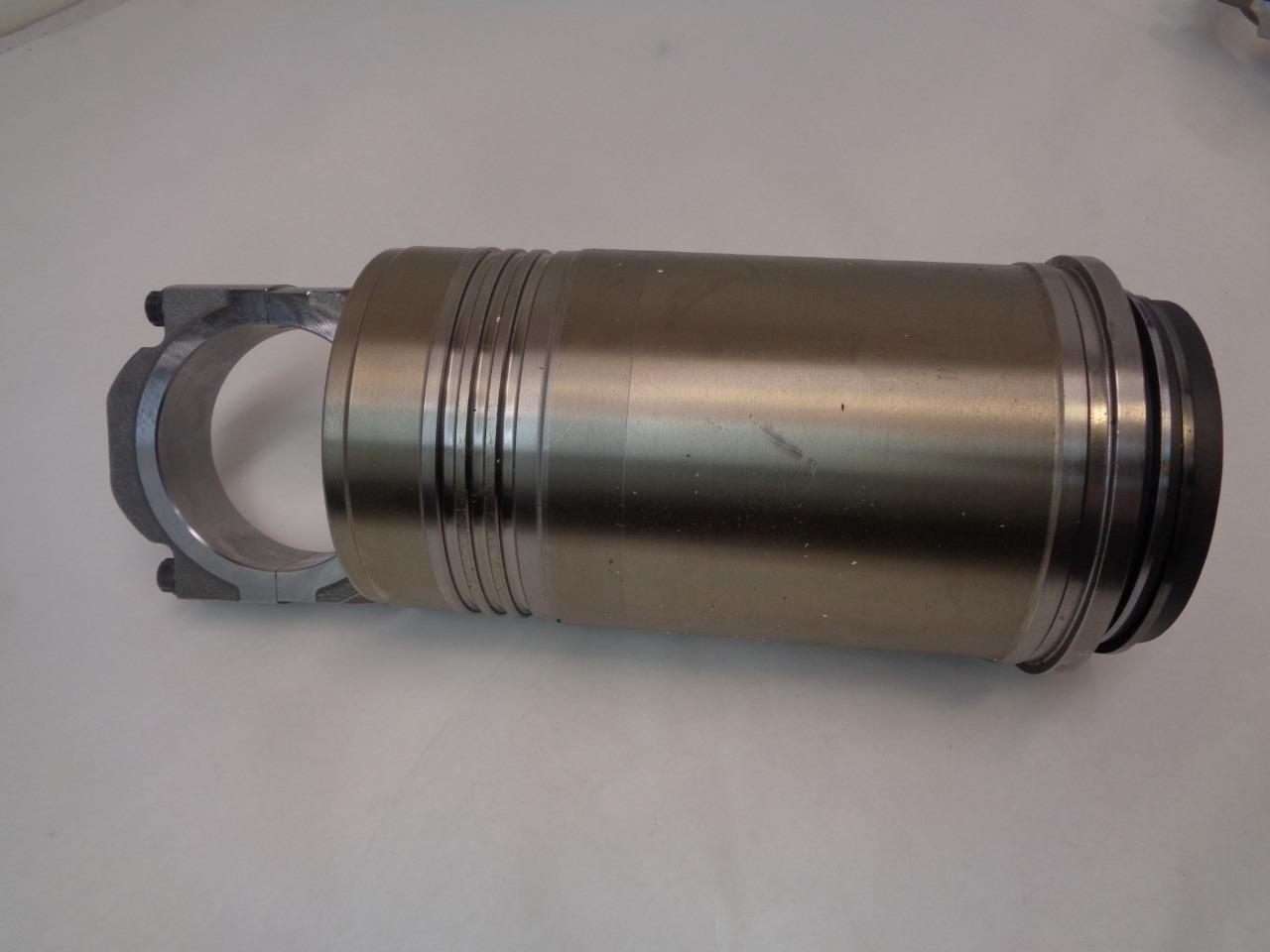 NEW CATERPILLAR PISTON ASSEMBLY 232.3231.01 | 546.6150.09521 | 232.3232 R11