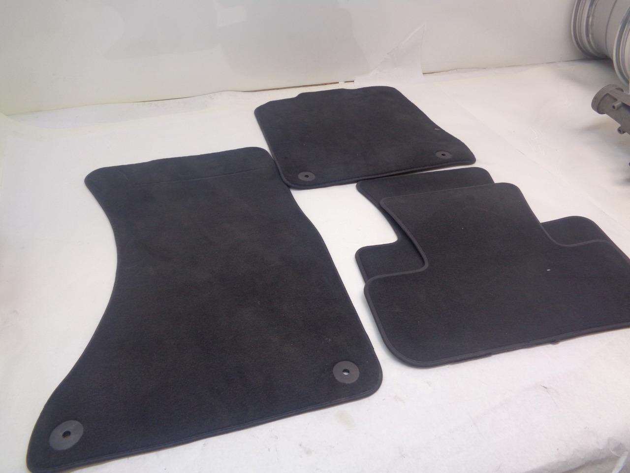 NEW 4PC OEM AUDI Q5 BLACK CARPET FLOOR MATS 21702A 8R1 863 691 C SR