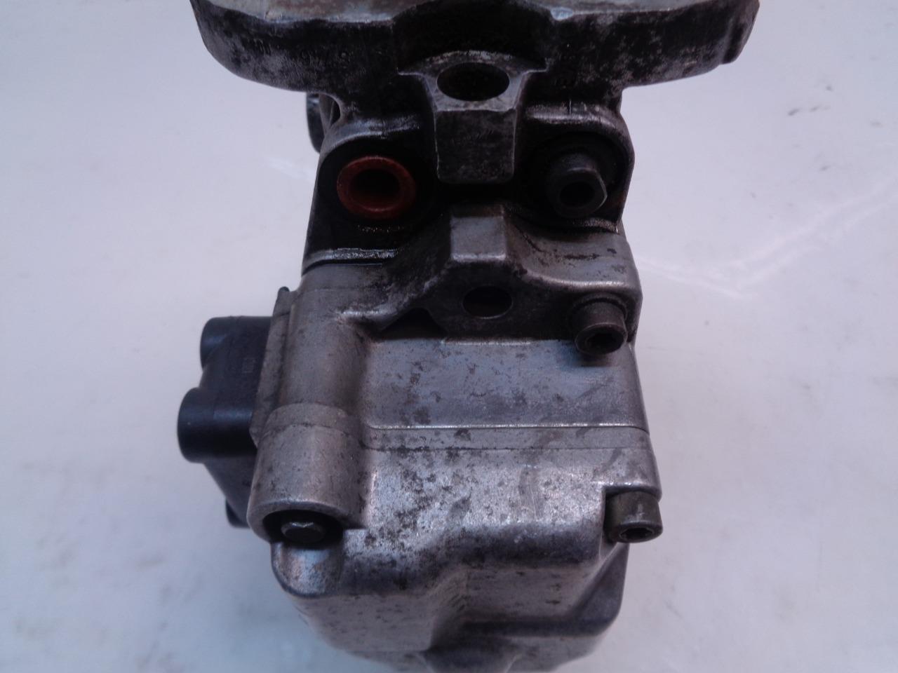 NEW GENUINE BOSCH ELECTRIC INJECTION PUMP (CORRODED) 0480404982/028130110N R14B4