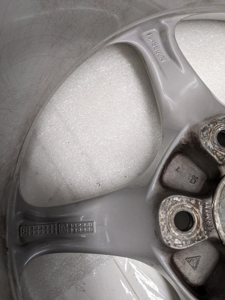 PORSCHE 99636214003, 99636213603 STAGGERED WHEEL FULL SET FOR 85-12 911 USED SR