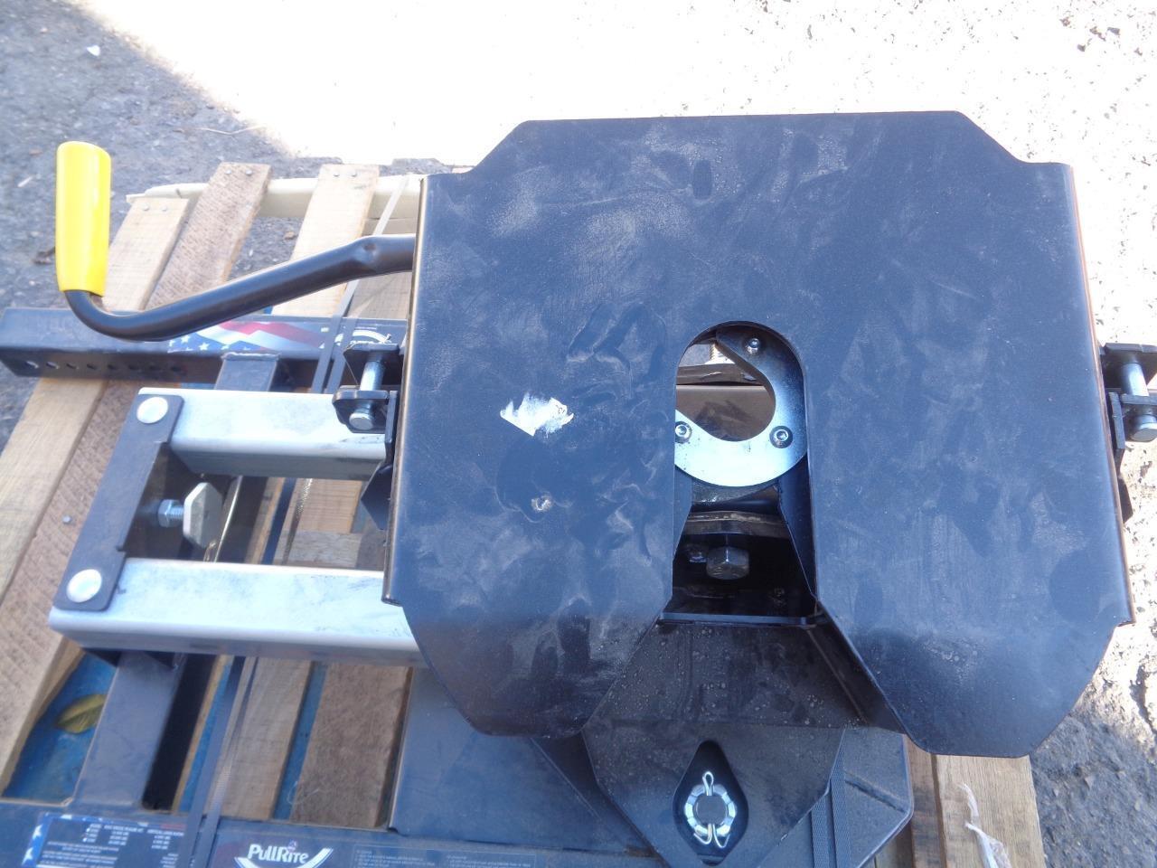 PULLRITE #2900 ISR 20Klbs SUPERGLIDE FIFTH WHEEL HITCH for SHORT BED TRUCKS