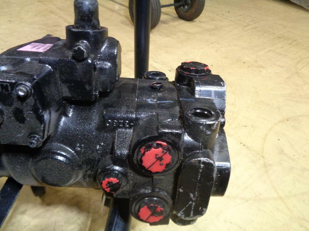 Eaton 78461-RDV-04 7200-RYA-04 180811RSP2034 136918 Hydraulic Tandem Drive BSRG1