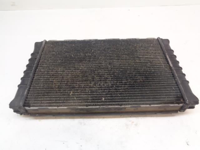 Porsche 944 NA Radiator USED GENUINE 944 106 031 02 R24