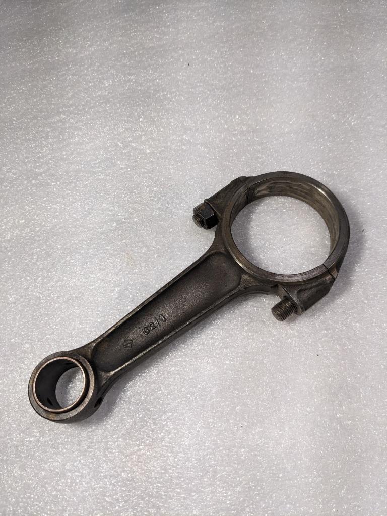PORSCHE 356 CONNECTING ROD #1 50203105 62/1 USED R24