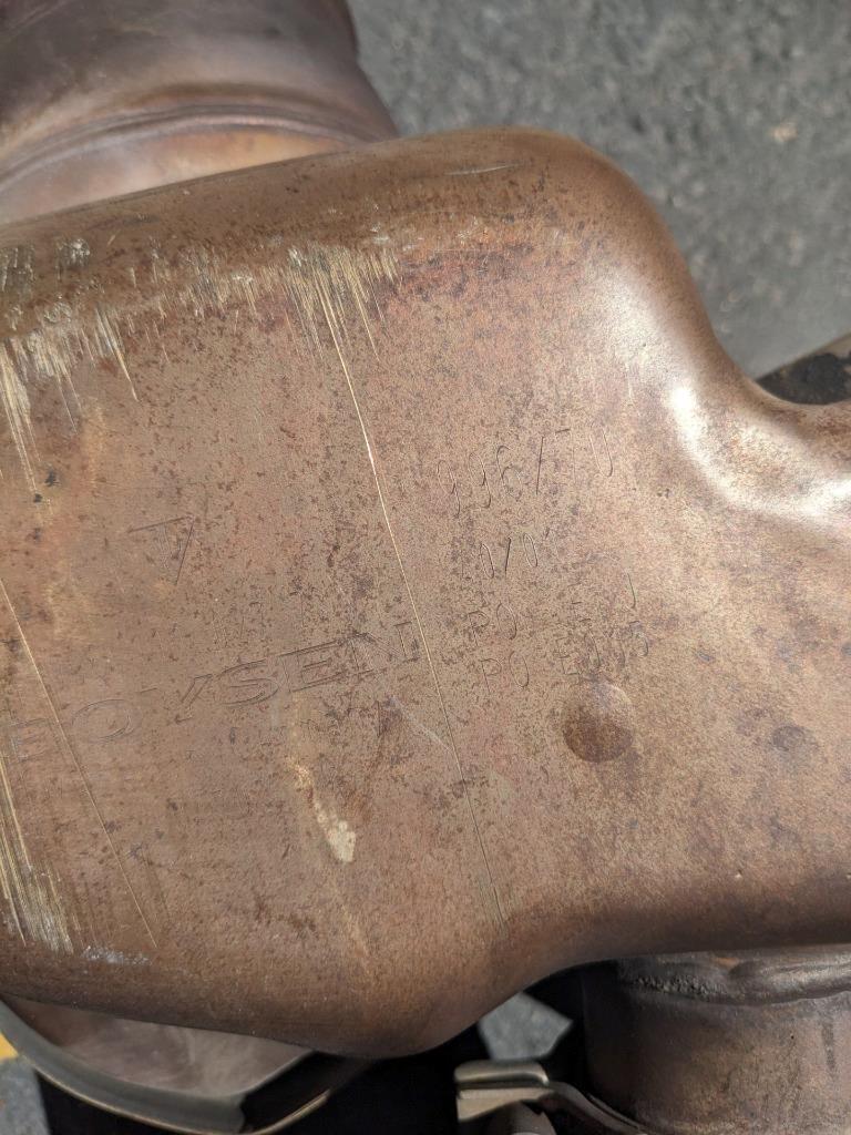 PORSCHE 99611102773 MUFFLER EXHAUST ASSEMBLY FOR 01-05 PORSCHE 911 996 USED B2