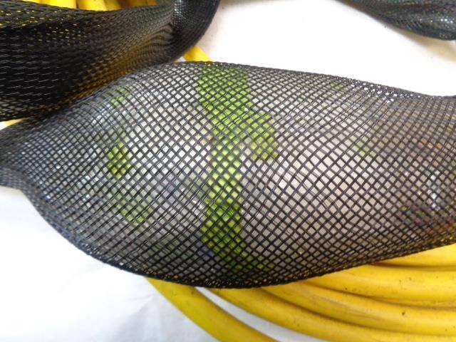 USED ~1000 FT ACCUMAX ALLWAVER FLEX+ OPTICAL CABLE W/ ACCESORIES R3