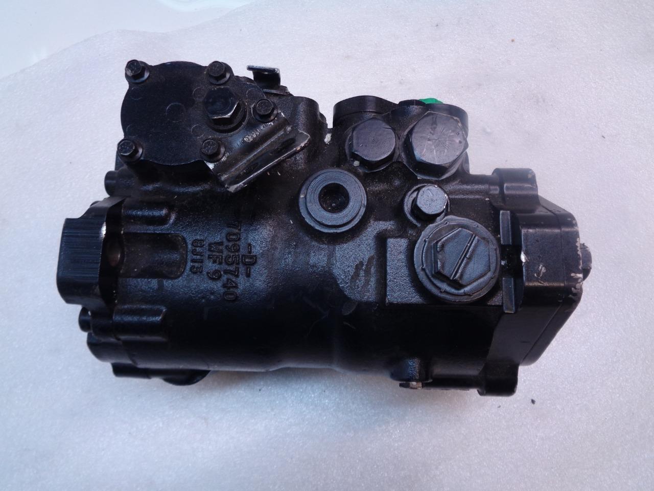 SAUER DANFOSS PUMP W/ HYDRAULIC DISPLACEMENT CONTROL MPV046/MCV108C3011 NEW H1