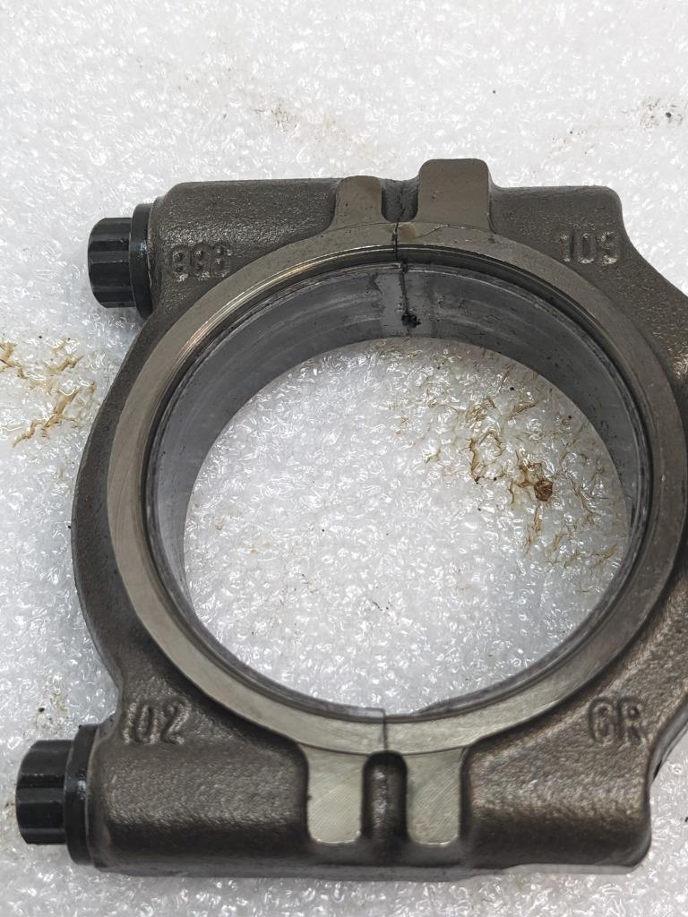 PORSCHE 911/996  CONNECTING PISTON ROD #4 9961031026R USED 996BGL2T2