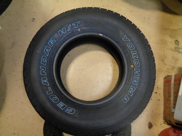 1 YOKOHAMA GEOLANDAR HT G056 OWL LT 245 75 16 120/116S LRE 110105661 TIRE BQ1