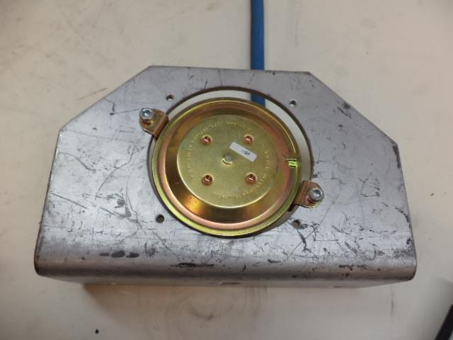 NEW DWYER 1900 SERIES DIFFERENTAIL PRESSURE SWITCH 1910-1 R4TA