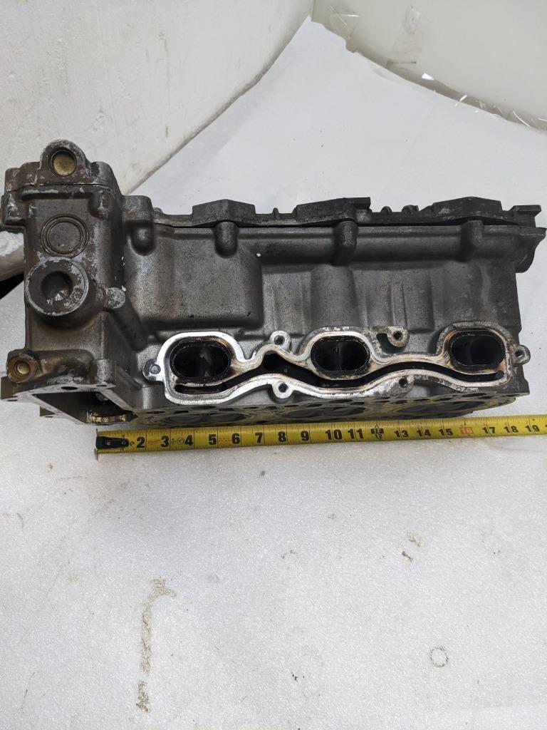 PORSCHE 911/996 CYLINDER HEAD ASSEMBLY W COVER 9961046710R #3 SR:5146 996BGL2