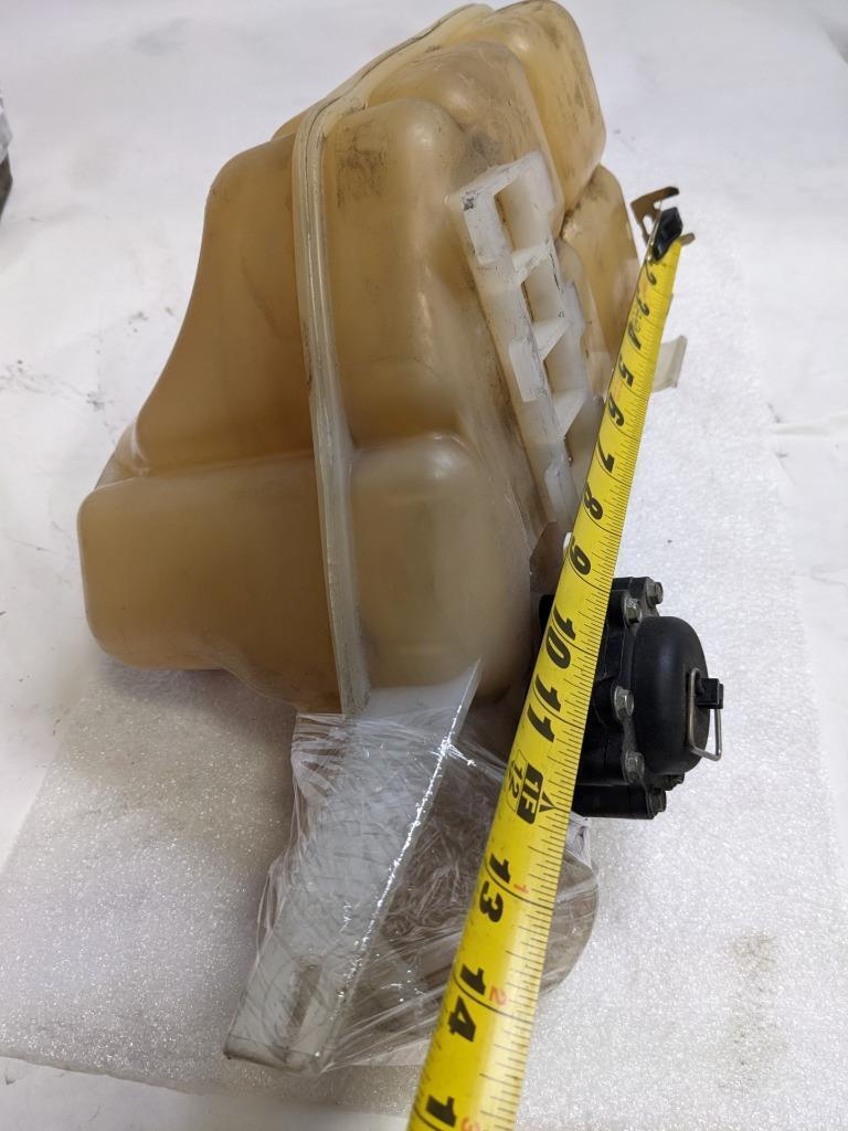 PORSCHE 996 COOLANT RESERVOIR 1999-2000 PORSCHE 99610604756 USED 996BGL