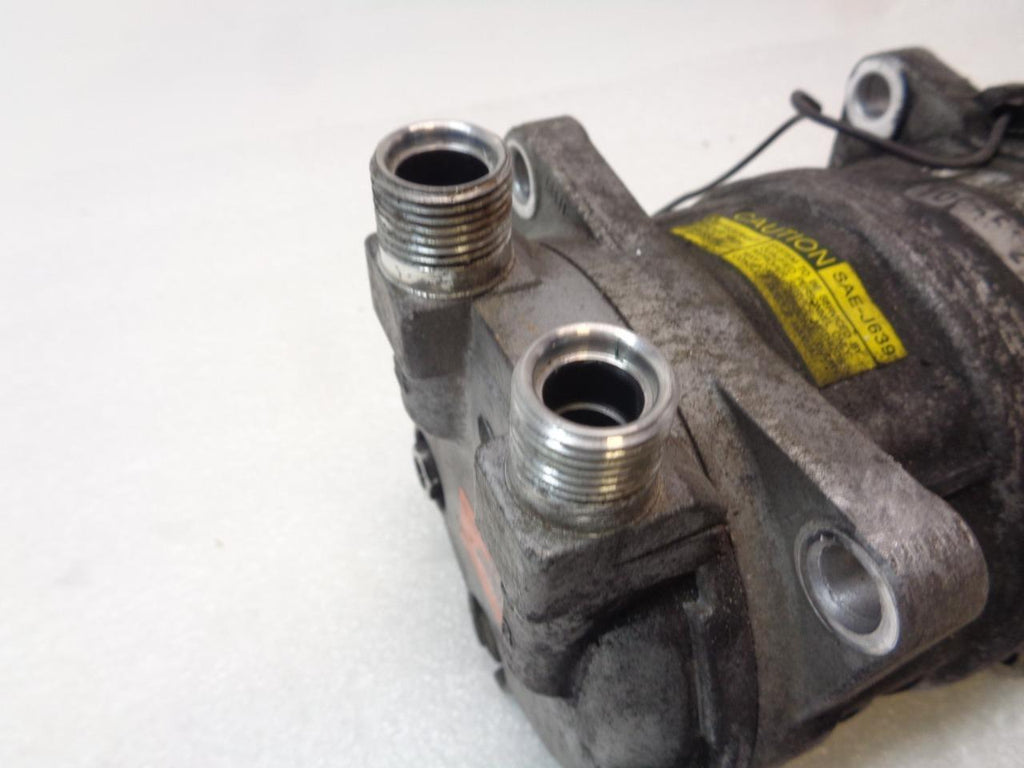 1 USED SELTEC TM-15HS AC COMPRESSOR (UNKNOWN FITMENT) R2