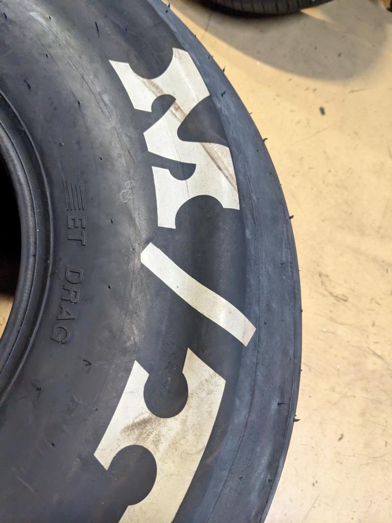 MICKEY THOMPSON ET DRAG WL 33.0 16.5 15S DRAG SLICK TIRE 90000000888-106-1/4"