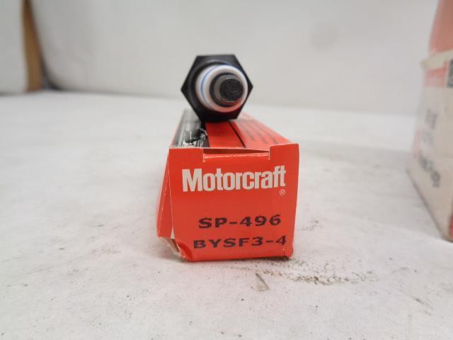 BRAND NEW MOTORCRAFT SPARK PLUG 10 PACK SP-496 R13T5