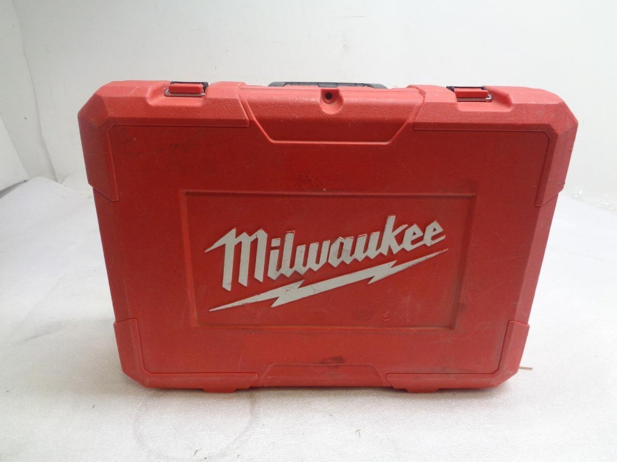 USED MILWAUKEE M18 10 TON KNOCKOUT TOOL FULL KIT W/ BATTERIES/CHARGER 2672-22