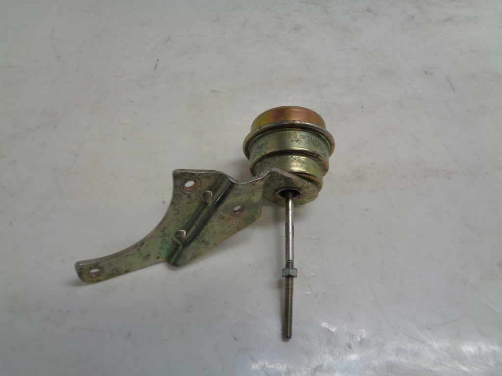 USED INTERNAL WASTEGATE KKK TURBO ACTUATOR 18.12.02 R8 TC