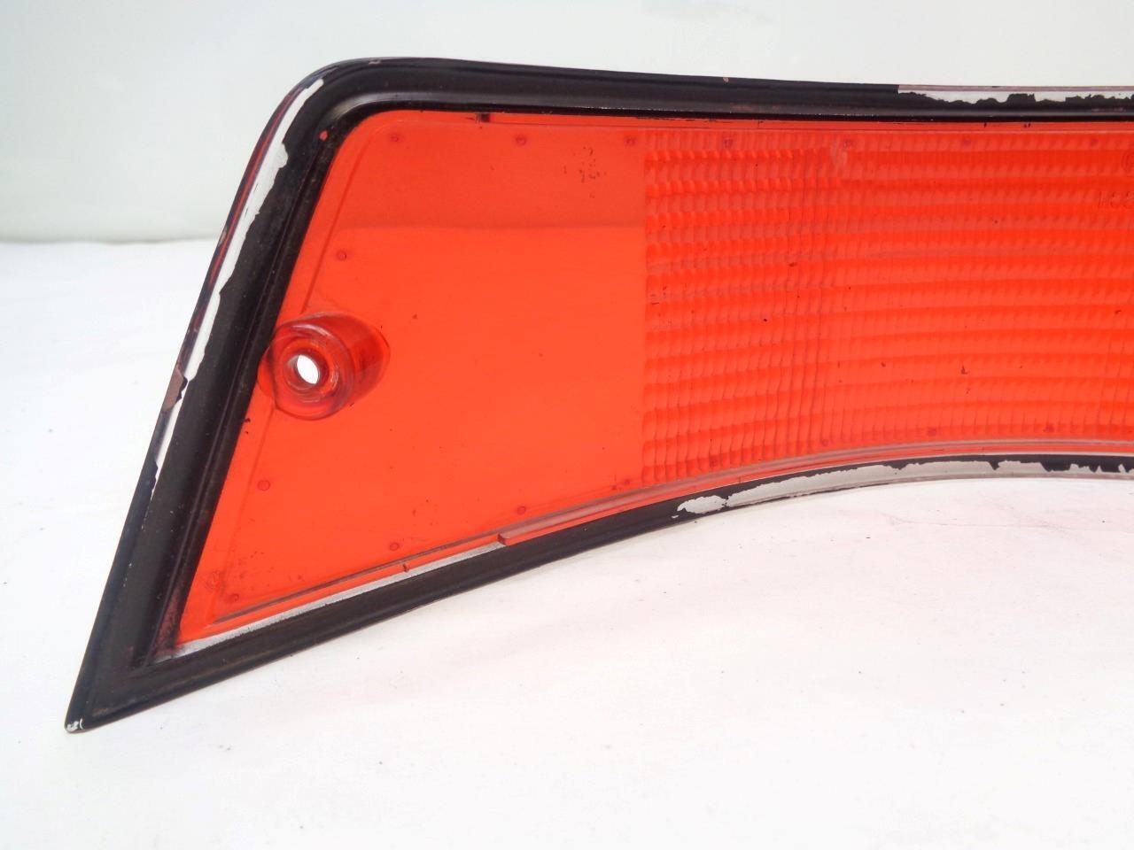 GENUINE BOSCH PORSCHE 911 930 TAIL LIGHT LENS (RIGHT) R21