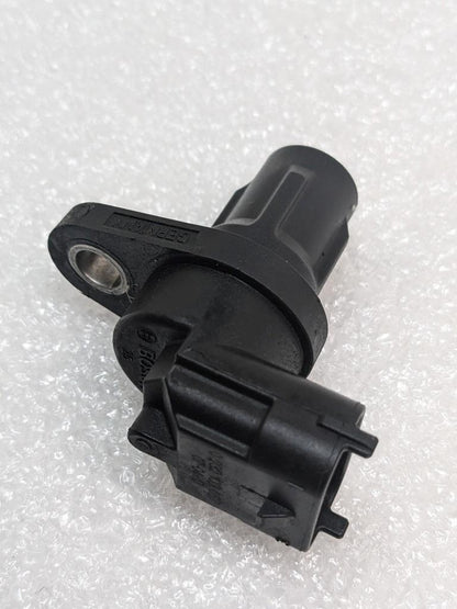 PORSCHE 911/996 PULSE CAMSHAFT CAM POSITION SENSOR 232103057 USED 996BGL2T2