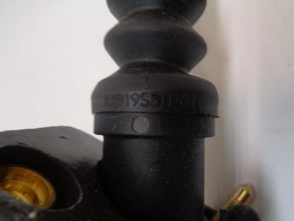 1 NOS FTE CLUTCH MASTER CYLINDER KG190047.0.2 R16