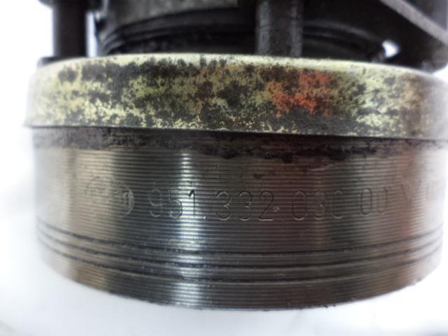 REMAN GENUINE PORSCHE REAR AXLE CV JOINT HALF SHAFT 24K MILES 951 332 030 00 R20