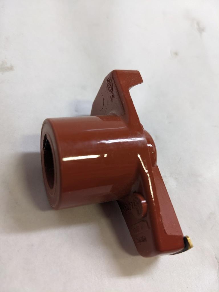 BOSCH DISTRIBUTOR CAP (1) FOR PORSCHE CARERREA/TARGA/TURBO 04216 NEW r20t5