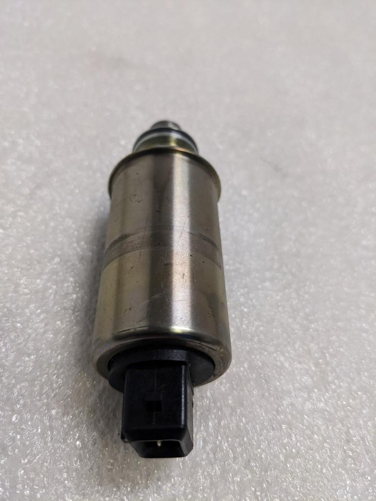 PORSCHE CAYMAN 911 997 VALVE CAMSHAFT 3.8L 99710530100 USED 996B.GL