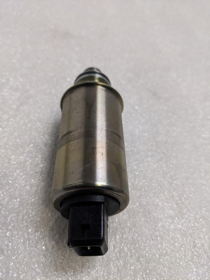 PORSCHE CAYMAN 911 997 VALVE CAMSHAFT 3.8L 99710530100 USED 996B.GL