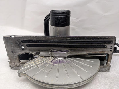 Makita 5402NA Corded 16-5/16" Beam Circular Woodcutting Saw 2011 used B1B2