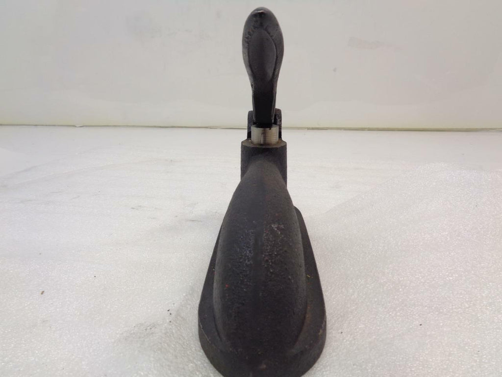 ANTIQUE UNUSED 3/4" HAND PRESS PUNCH HOLE MACHINE INDUSTRIAL CAST IRON SR