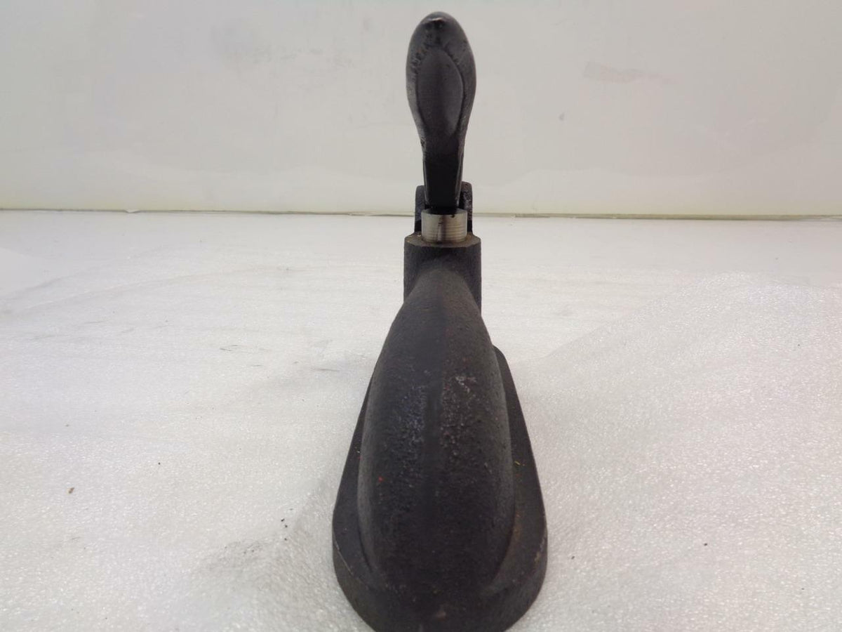 ANTIQUE UNUSED 3/4" HAND PRESS PUNCH HOLE MACHINE INDUSTRIAL CAST IRON SR