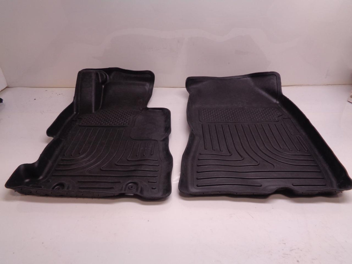 USED HUSKY LINERS WEATHER BEATER FLOOR LINERS FOR 2012-13 4 DOOR HONDA CIVIC SR
