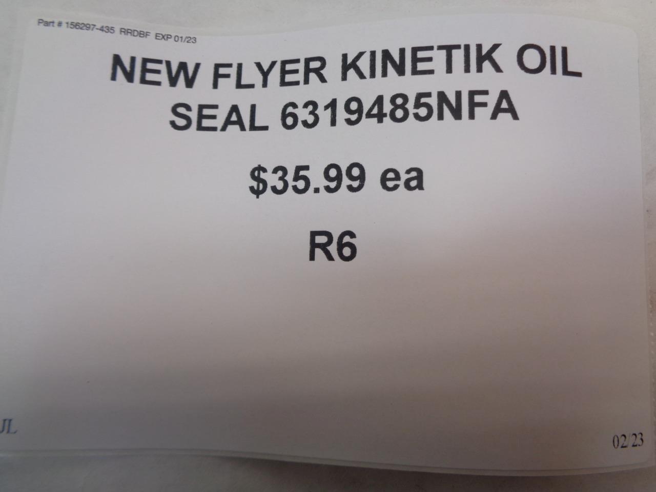 NEW FLYER KINETIK OIL SEAL 6319485NFA R6