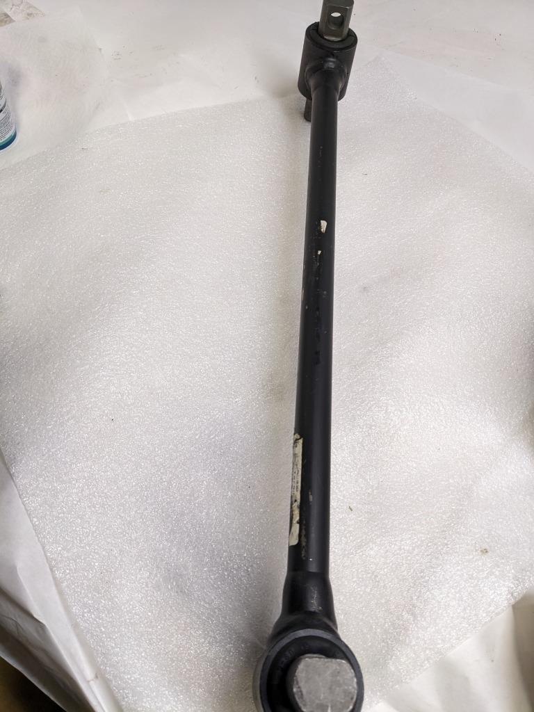 TORQUE ROD 810091-G 27 IN USED R29