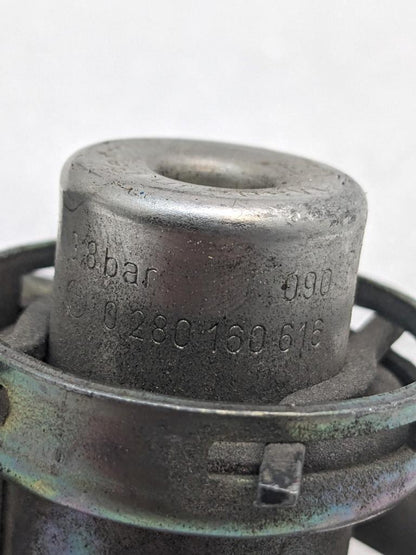 PORSCHE BOXSTER HOSE FUEL INJECTION TUBE LEFT AND RIGHT SIDE 0280160616 USED R23