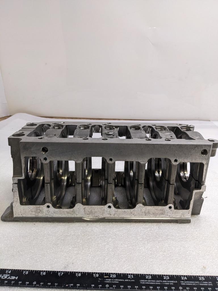 PORSCHE 9961011583R 9961011573R CRANKSHAFT CASE FOR 03 BOXSTER 986 2.7L USED 12