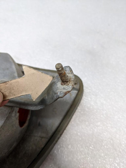 BOSCH 1305233002 RIGHT TAIL LIGHT ASSEMBLY FOR MERCEDES W116 450 USED R21