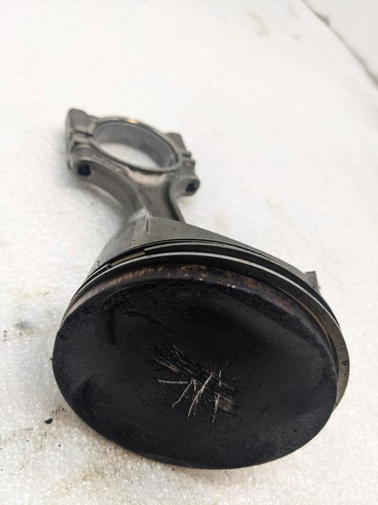 PORSCHE 986 BOXSTER 2.7L PISTON W/CONNECTING ROD #5 9961031028R USED 996GL2T1