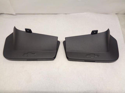 CHEVROLET HEAVY DUTY SILVERADO SPLASH GUARD-REAR 84254926 NEW SR